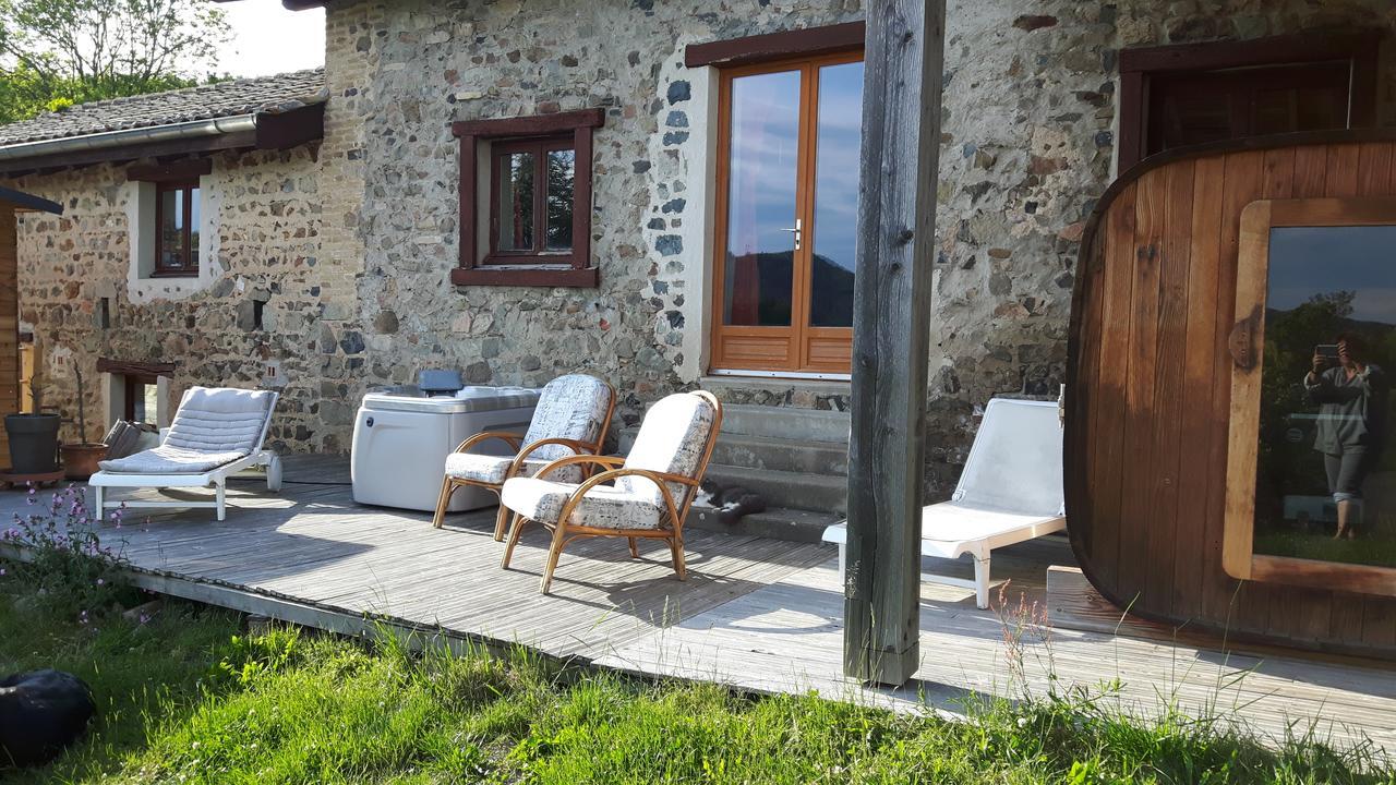 Spa Du Hameau De Bonnevay Marchampt Exteriör bild